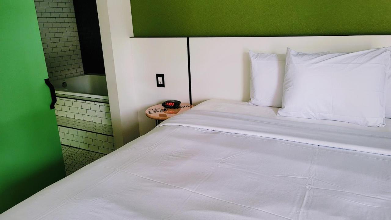The Bell Vista Hotel Burbank Luaran gambar